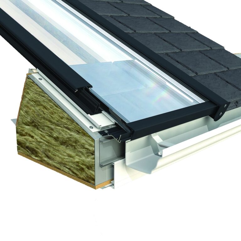 Here it can be seen how the eaves beam insulation is effective whether it's a glass or solid roof